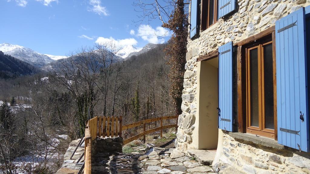 Gites Le Paradoxe Des Pyrenees Montferrier Ruang foto