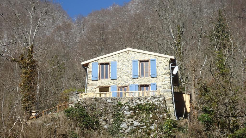 Gites Le Paradoxe Des Pyrenees Montferrier Ruang foto