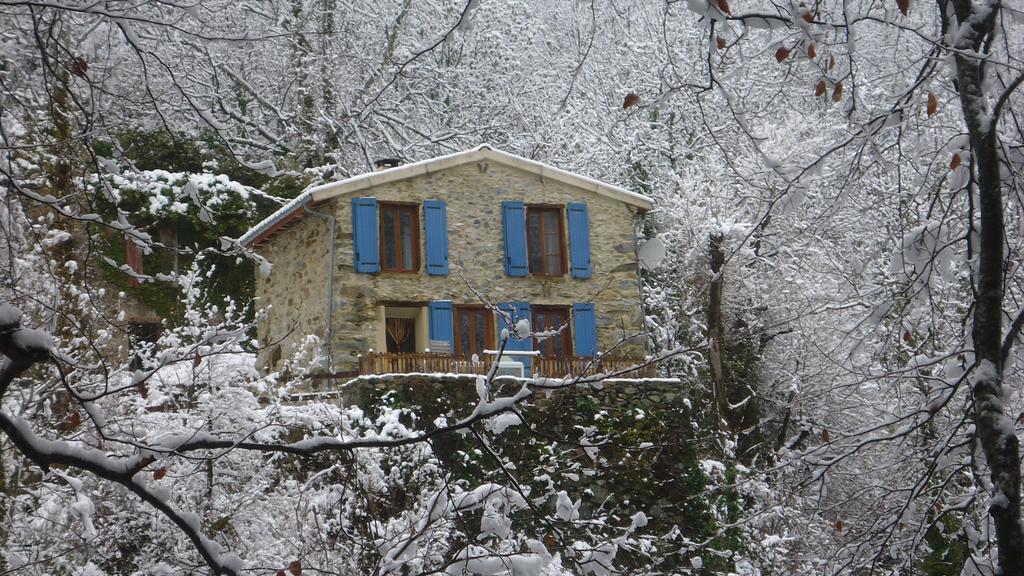 Gites Le Paradoxe Des Pyrenees Montferrier Bagian luar foto