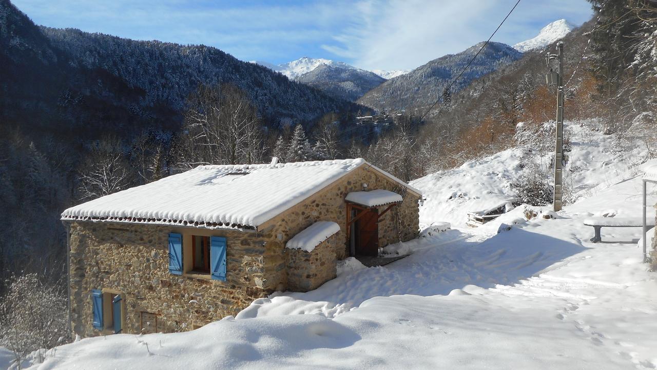 Gites Le Paradoxe Des Pyrenees Montferrier Bagian luar foto